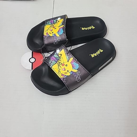 Pikachu Classic Pokemon Slides Unisex Kids Size 13 NWT - Picture 8 of 8